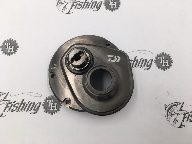 images/product/อะไหล่ภายนอก DAIWA ฝาฝั่งห้องเครื่อง SALTIGA BJ 200SH ถอดจากรอกใหม่/ฝาฝั่งห้องเครื่อง SALTIGA BJ 200SH ถอดจากรอกใหม่ 1.jpeg